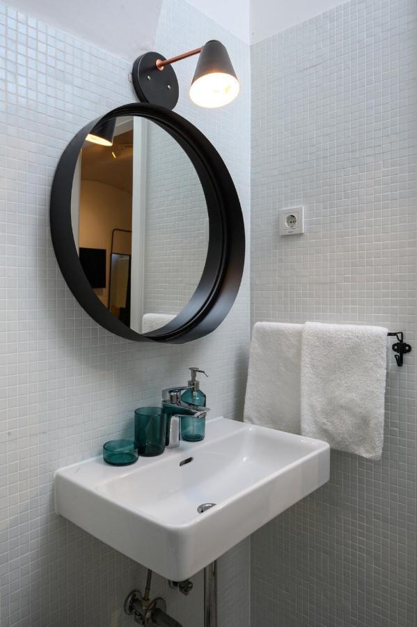 Swanky Old Town Apartment Zagreb Luaran gambar