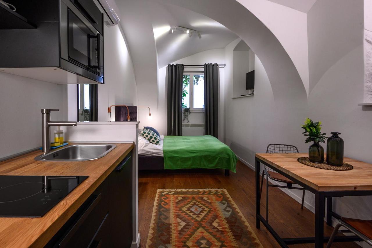 Swanky Old Town Apartment Zagreb Luaran gambar