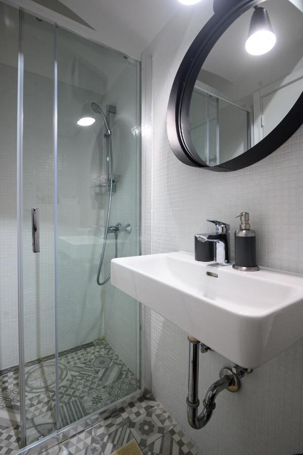 Swanky Old Town Apartment Zagreb Luaran gambar